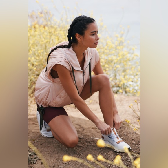 Anthropologie Daily Practice Glass Beach Zip Up Hoodie Vest Peach Size Medium - Picture 2 of 13